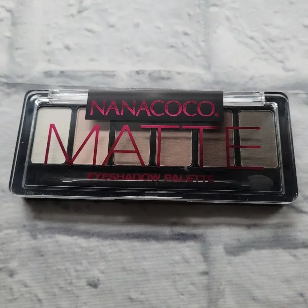 Nanacoco Matte Eyeshadow Palette